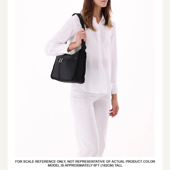 Lesportsac Delux Everyday Bag in "Violet Cheetah" purple expandable - Picture 11 of 11